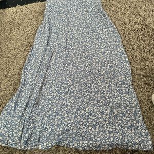 SHEIN SKIRT size medium. blue and white floral